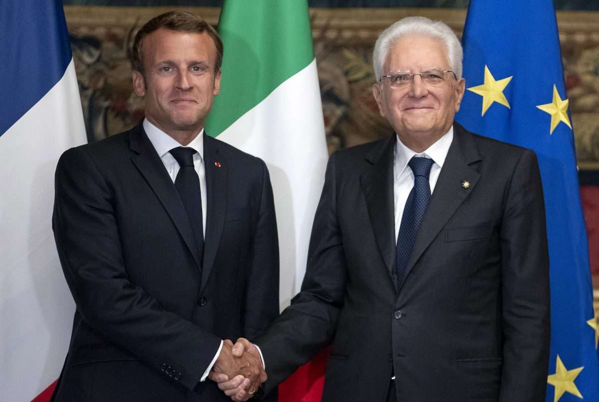 Trattato del Quirinale: firma storica, Macron da Mattarella e Draghi. Nessun commento su TIM e nucleare