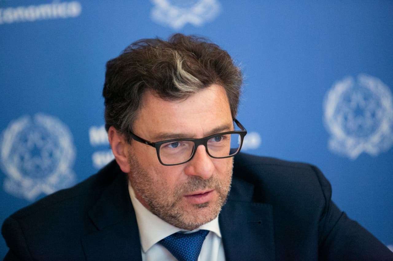 Manovra, Giorgetti: “Dobbiamo fare presto, prossimo Cdm il 21 novembre”