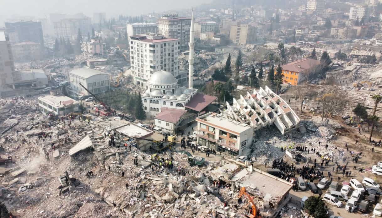 Terremoto in Turchia e Siria, il bilancio delle vittime è salito a 41 mila