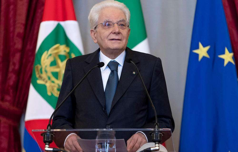 Mattarella: “Pandemia, guerre, cambiamenti climatici: stiamo vivendo un momento drammatico”